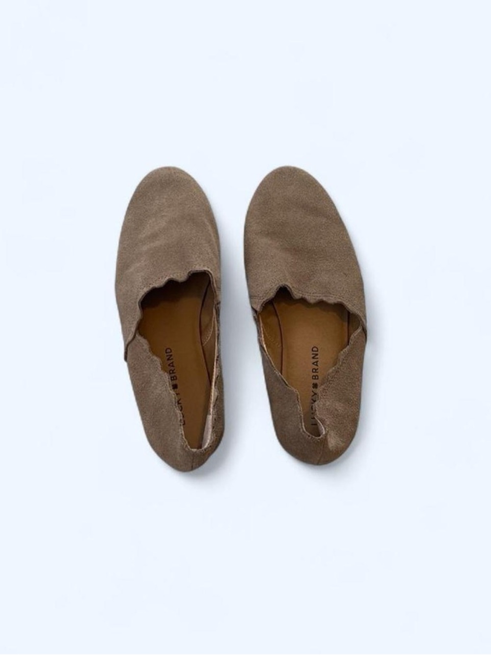 Tan suede scalloped loafers by Lucky Brand size 8 - Picture 2 of 7